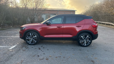 Volvo Xc40 2.0 B4P R DESIGN Pro 5dr Auto Petrol Estate